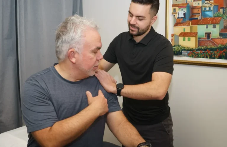 Physiotherapy session for back pain in Oakville